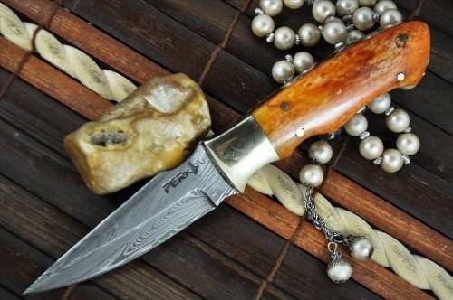 Handmade Damascus Hunting Knife with Natural Bone Handle
