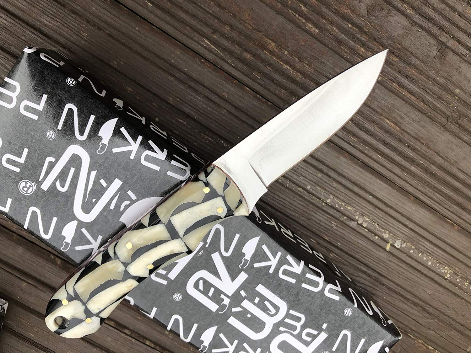 perkin 4400 Fixed Blade Hunting Knife with Sheath