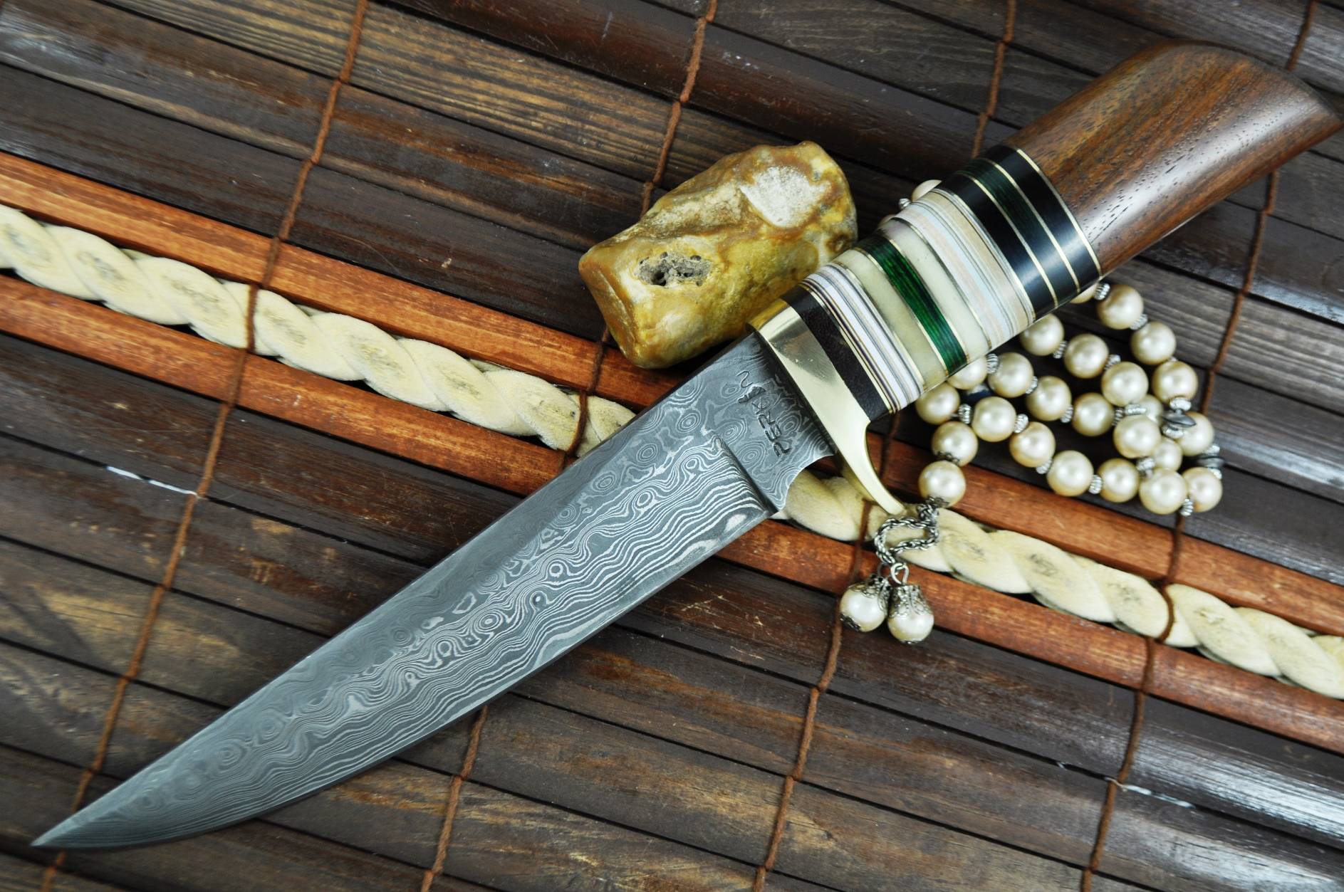 Handmade damascus steel fixed blade hunting knife with sheath - Perkin