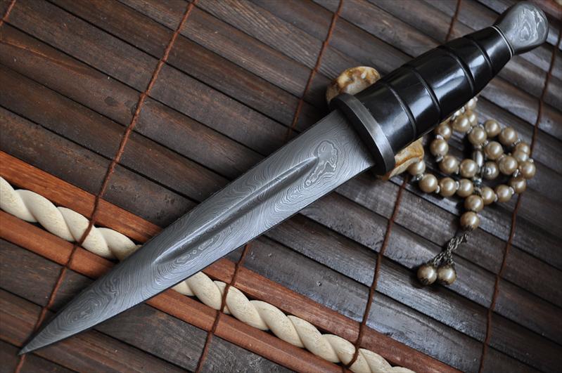 Custom Damascus Double Edge Hunting Knife With Leather Sheath