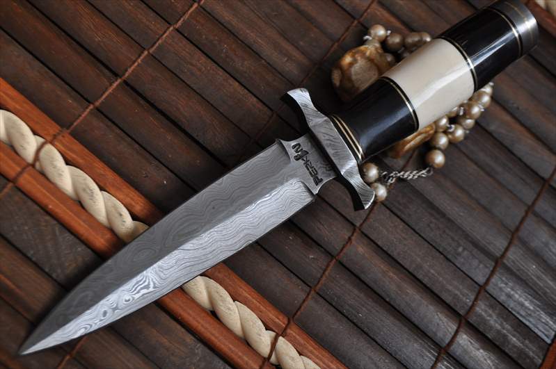 Double Edge Blade Damascus Hunting Knife With Leather Sheath