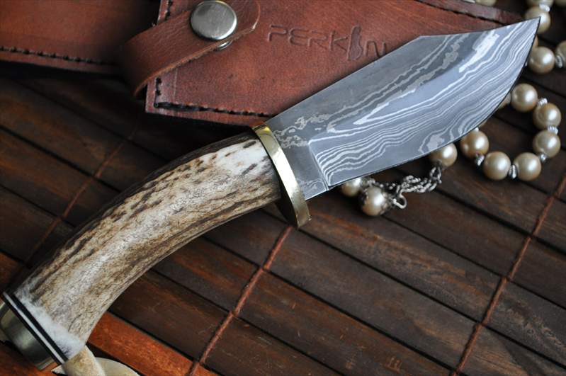 Stag Antler Handler Knife – Damascus Hunting Knife – Bushcraft Knife