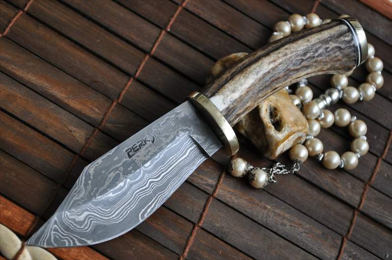 Stag Antler Handler Knife – Damascus Hunting Knife – Bushcraft Knife