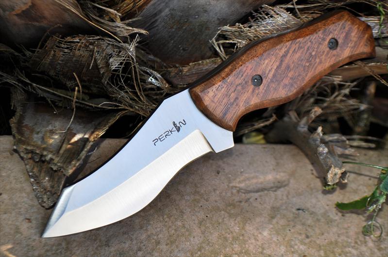 Handcrafted 440c Steel Bushcraft Knife With Walnut Wood Handle