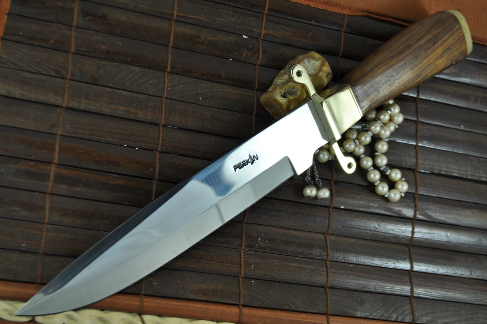 440c Steel Hunting Knife with Burl Wood & Brass Handle