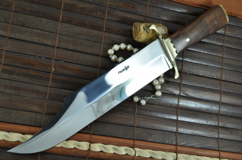 Beautiful Handmade Hunting Bowie Knife with 440c Steel & Burl Wood